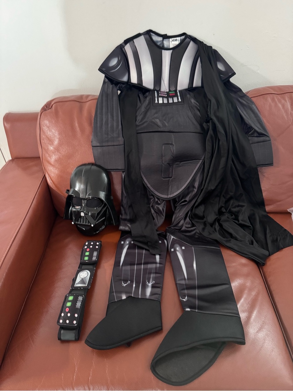 Jazwares STAR WARS Boy's Darth Vader Qualux Costume - Sith Lord Outfit
